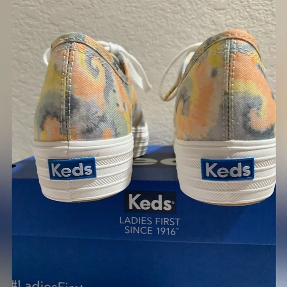 NIB Ked’s Size 6 1/2 M Triple Kick Tye Dye Pastel Sneakers - Picture 9 of 12